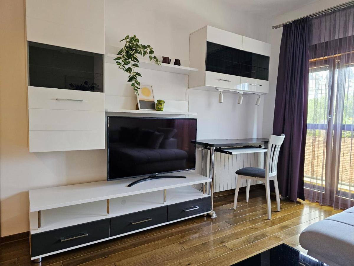 Bright Side Apartment Novi Sad Exterior photo